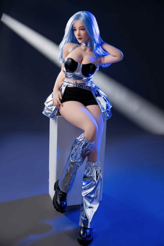 20-Leah-Greenwood-Big-Breast-Silver-Hair-Sex-Doll-With-Silicone-Head-scaled-1